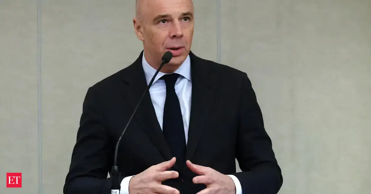 Russia to re-privatise airport that it seized