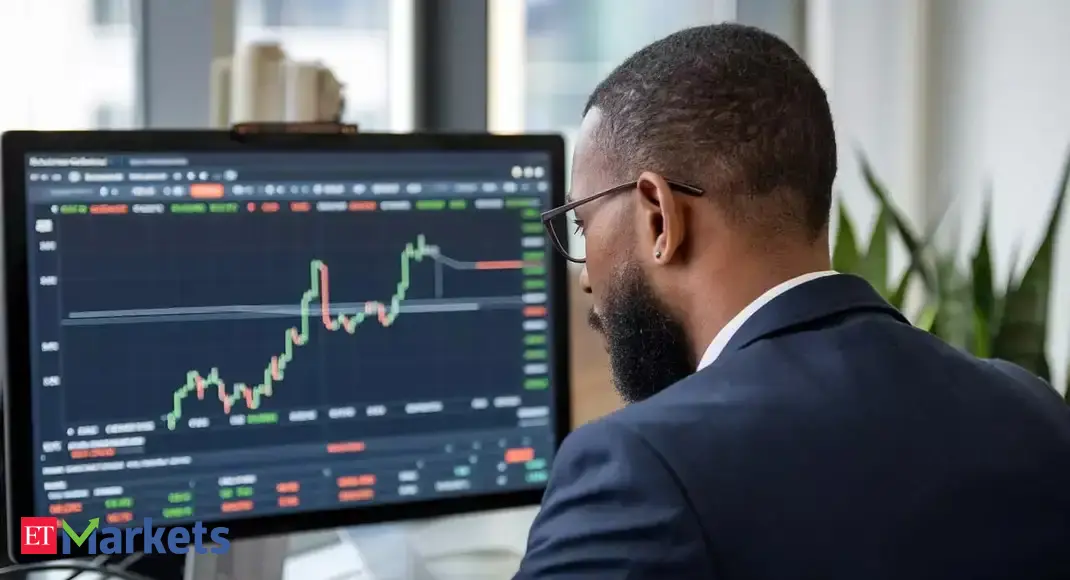 Positive Breakout: These 11 stocks cross above their 200 DMAs – Upside Ahead?  economictimes.indiatimes.com