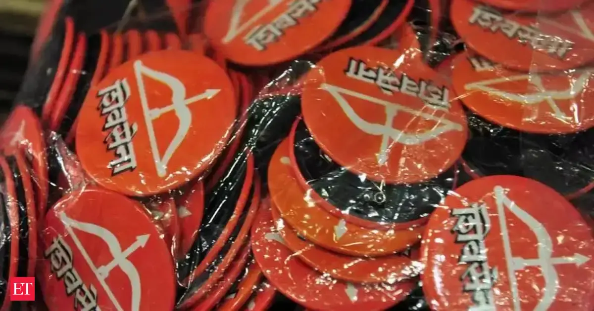 TMC polls: Rebel candidate challenges Shiv Sena's nominee to show development record