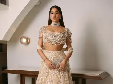 Classic Glam Modern Ease