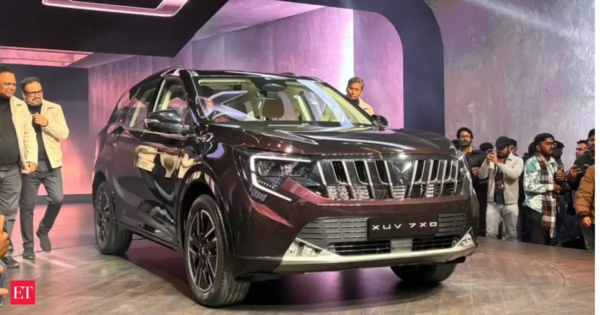 Mahindra XUV 7XO vs XUV700: Key Differences in Price, Eng...