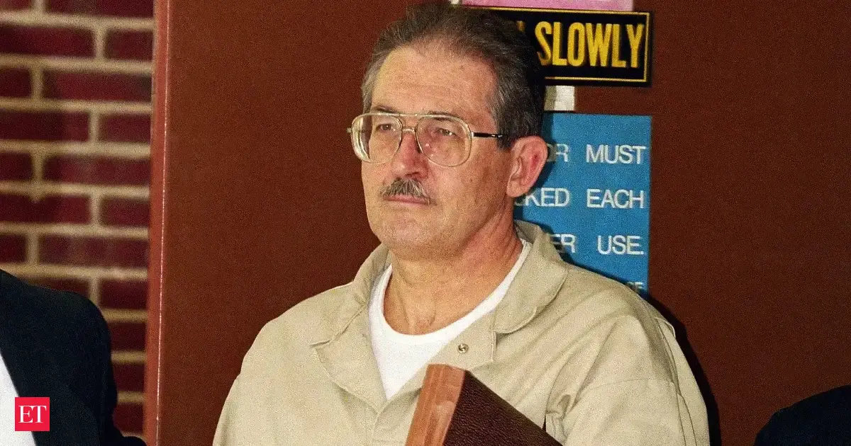 Aldrich Ames, CIA spy who worked for Russia, dies at 84