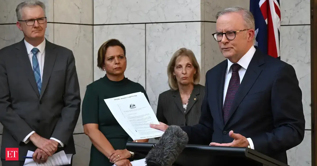 Australia to launch royal commission into Bondi Beach shooting