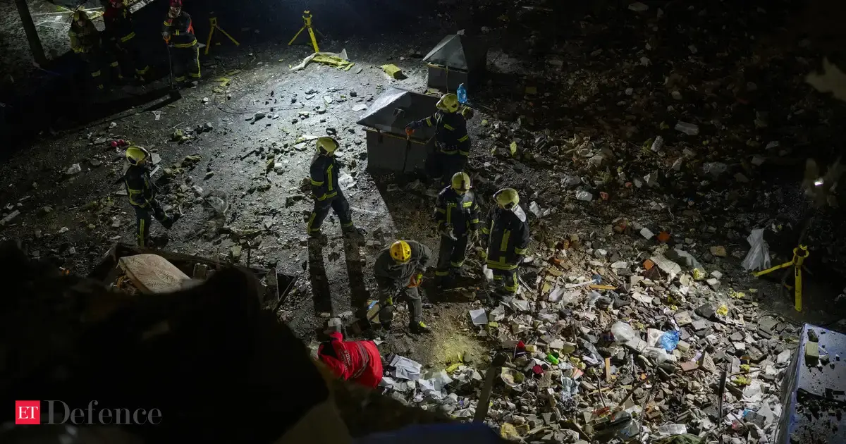 Russia bombards Kyiv after rejecting peacekeeping plan