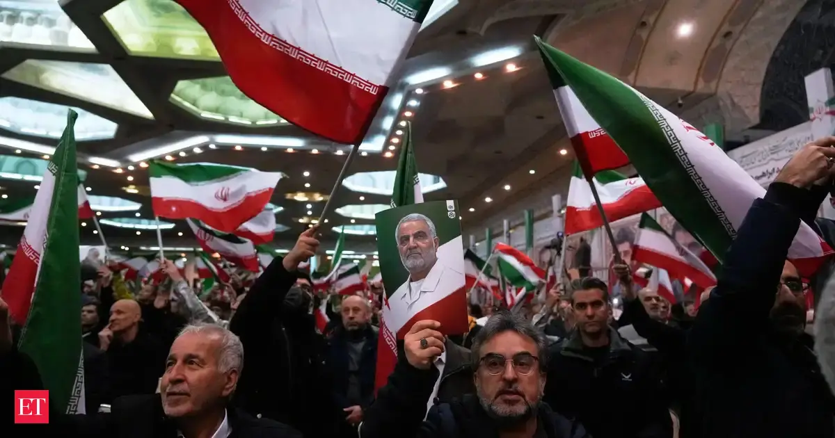 Iran protests: Death toll rises to 42 amid internet and phone blackout