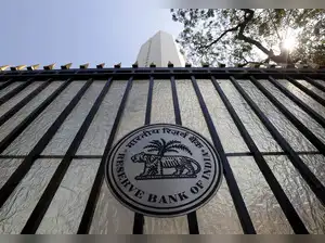 Image for RBI seeks full NPA info; 4 big banks up in arms