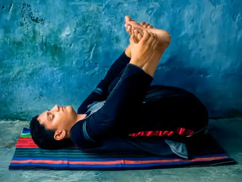 Trikonasana (Triangle pose)