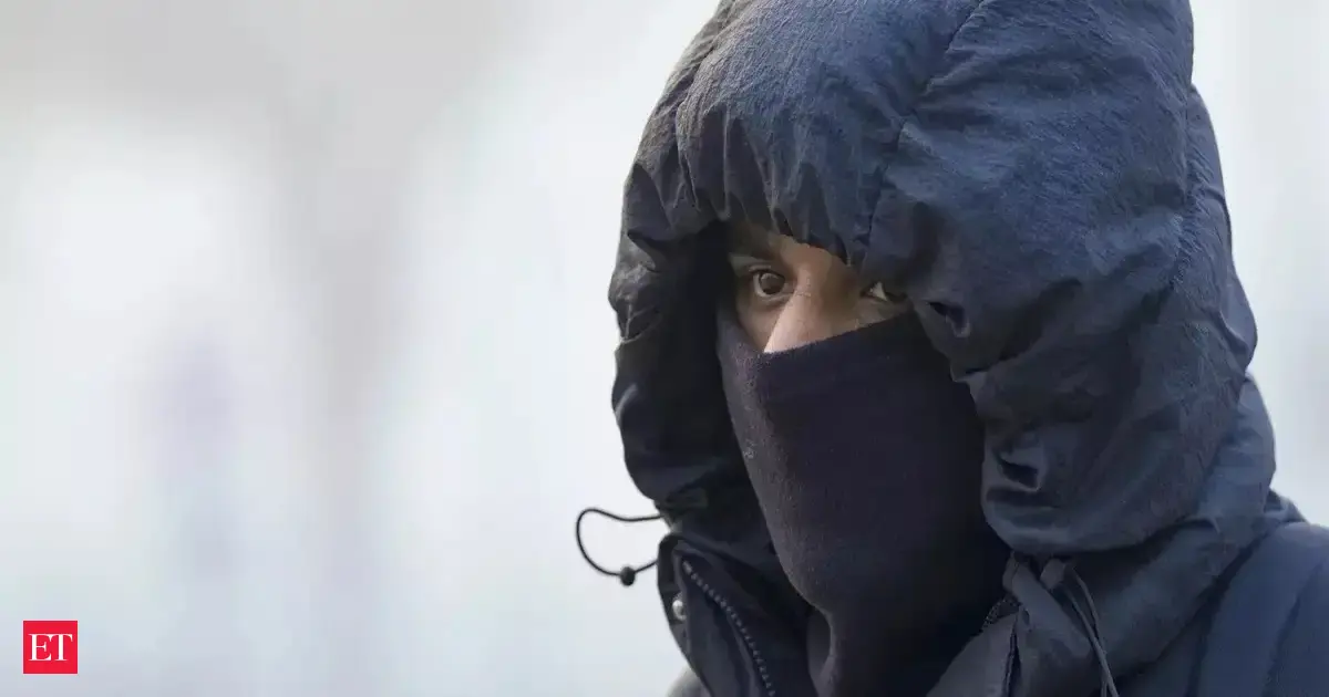 Delhi temperature drops to 2.9 degrees Celsius as national capital sees coldest January morning in 13 years: IMD says no respite from cold now. Check forecast