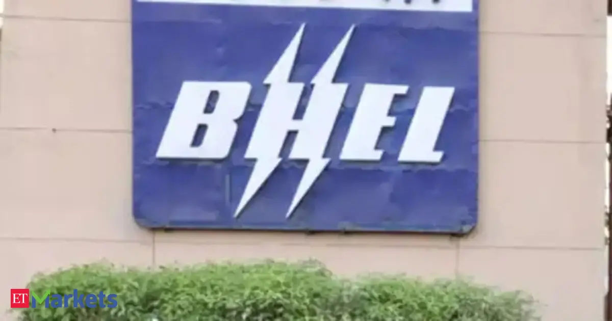 BHEL stock price fell 15% in just two sessions! Should investors buy this dip?