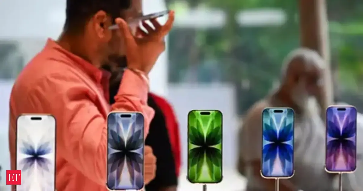 Apple leads global smartphone market with 20% share in 2025, says Counterpoint