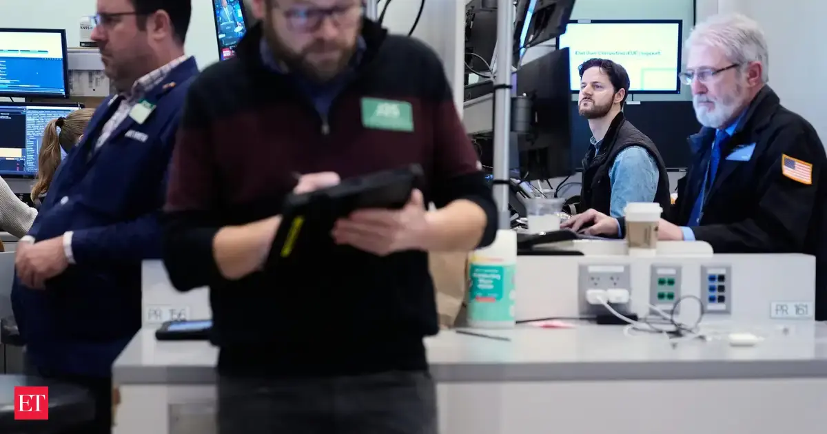 U.S Stock Market today: S&amp;P 500, Nasdaq, Dow Jones futures down on Monday. Check Wall Street, NYSE predictions for 2026