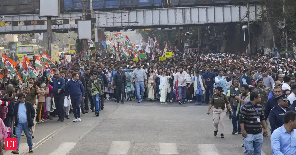 Congress high command calls Bengal meet to firm up poll strategy