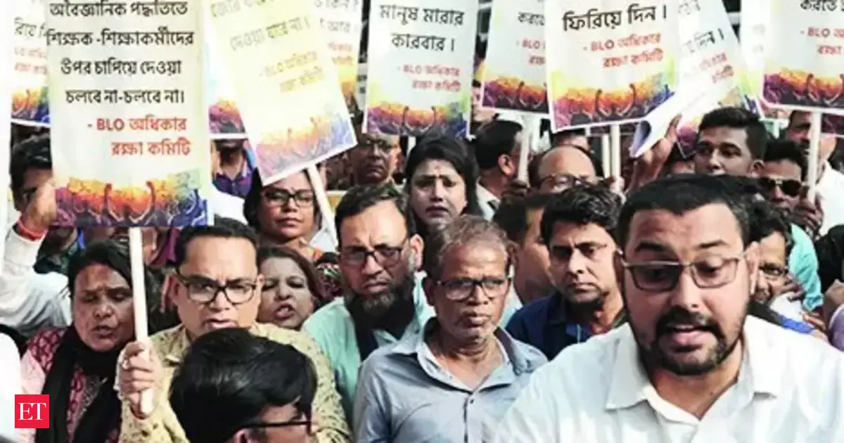 Bengal BLOs protest over deaths, stress during revision of electoral rolls