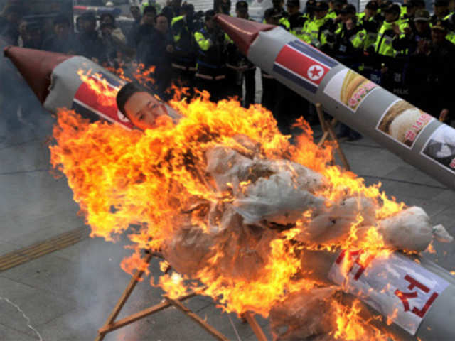 Protest in Seoul over N Korea's rocket launch