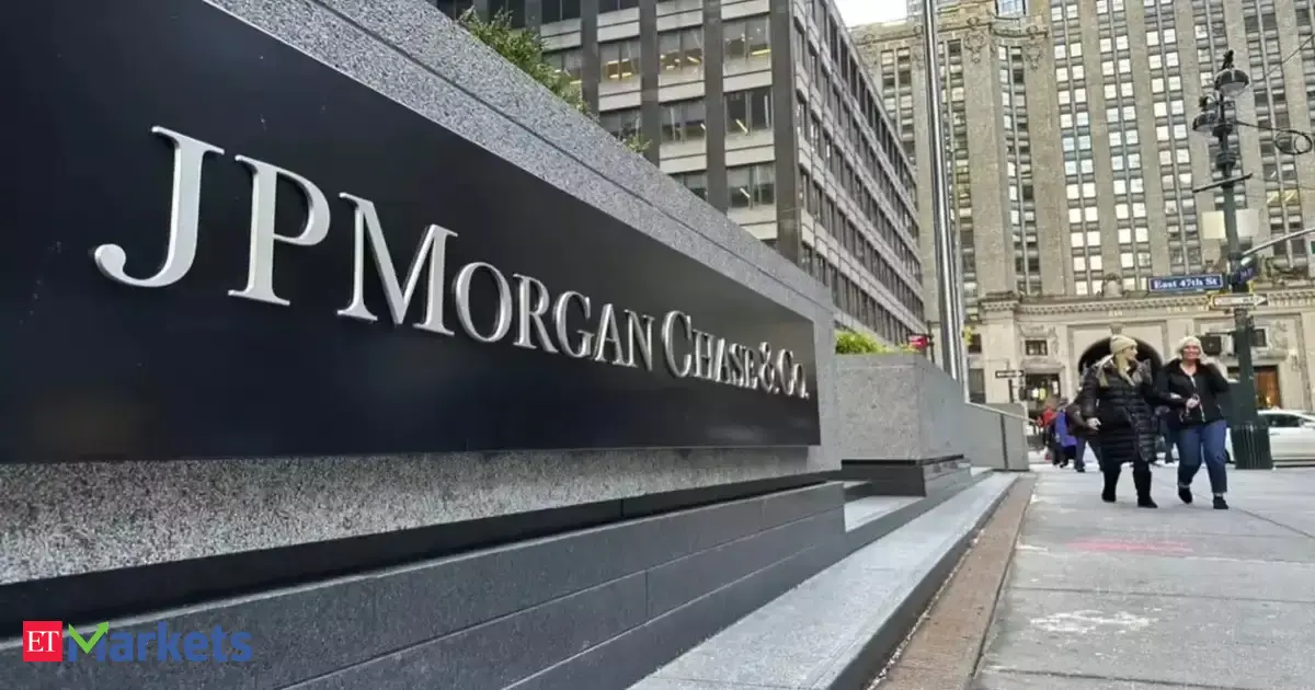 JPMorgan Chase shares dip after profits rise 9% in Q4 excluding hit from the Apple Card acquisition