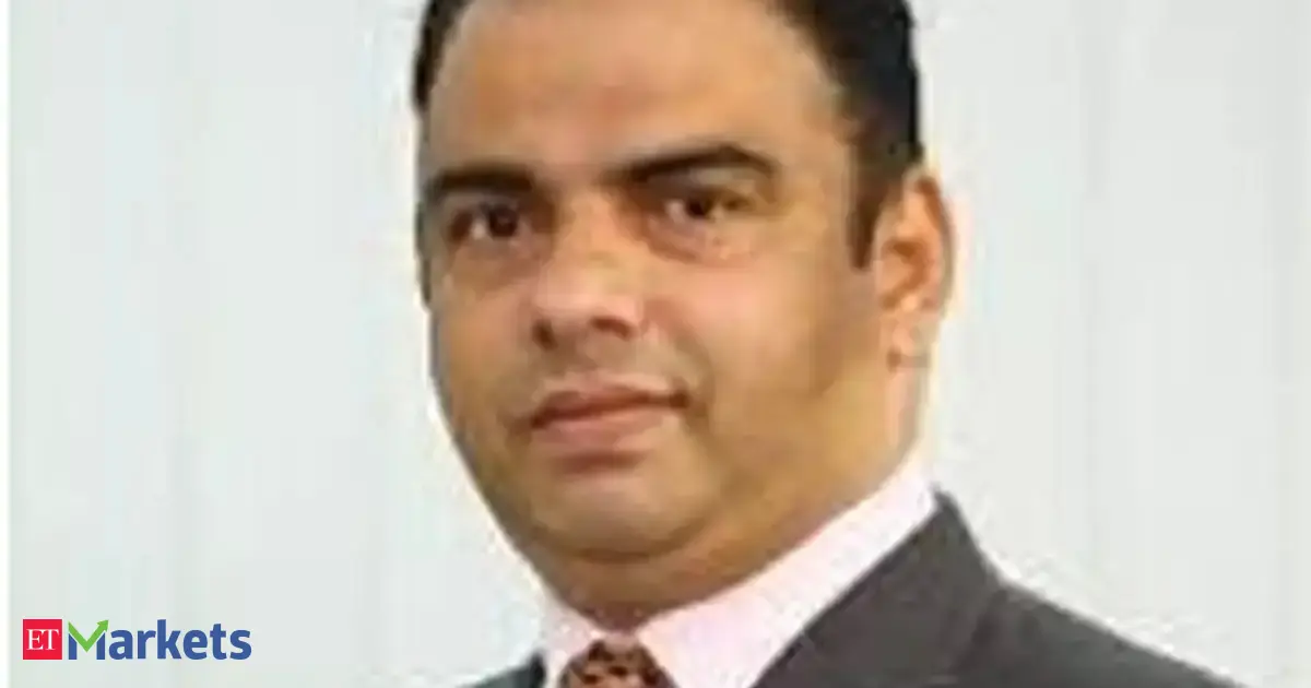 MRPL, SAIL, Tata Steel in focus as Nifty signals bottom formation near 25,500: Nagaraj Shetti