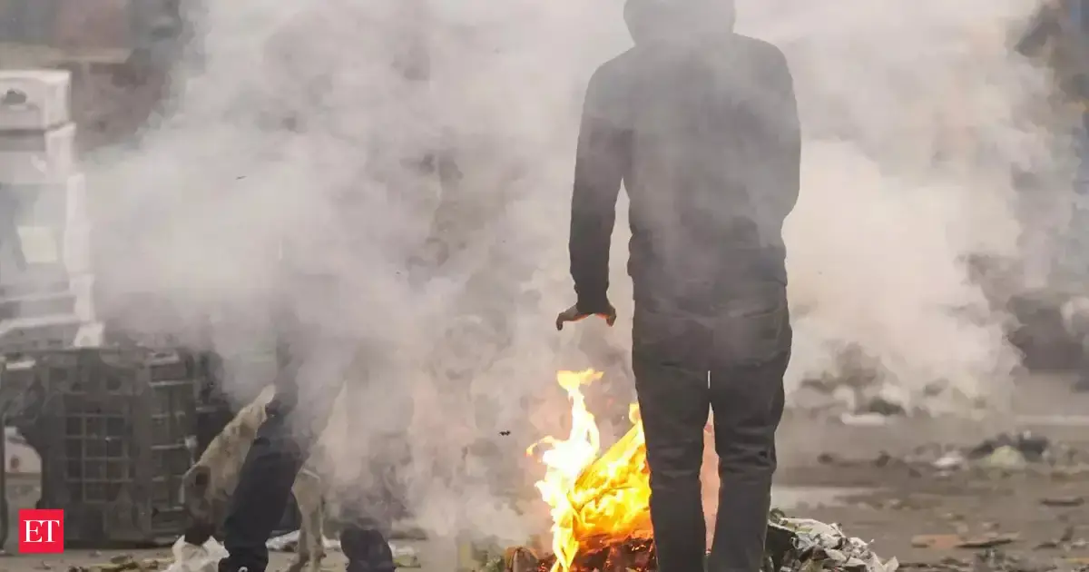 Delhi, Noida, Gurugram cold wave warning: IMD issues yellow alert for Delhi as winter tightens grip in capital; Gurgaon may freeze at 1 degree. See forecast