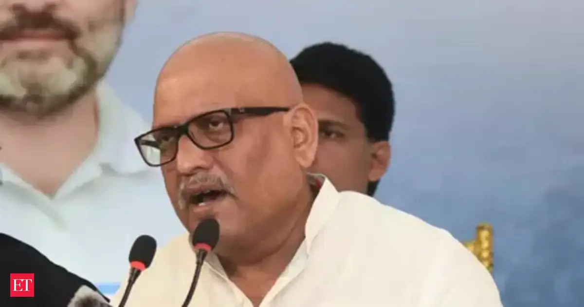 Police stops UP Congress Chief Ajay Rai from meeting victim's family in Muzaffarnagar