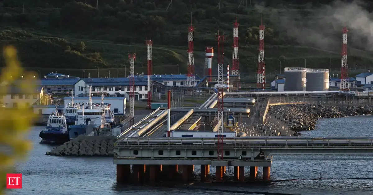 Russia's seaborne oil products exports soar 17% in Dec amid higher fuel output, data shows