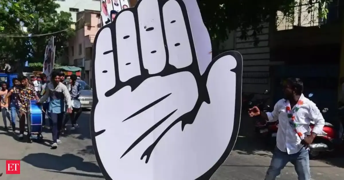 Tamil Nadu Congress leaders to meet AICC brass amid DMK hard line