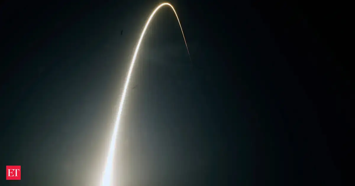 SpaceX expands US spy satellite network with NROL-105 liftoff from California
