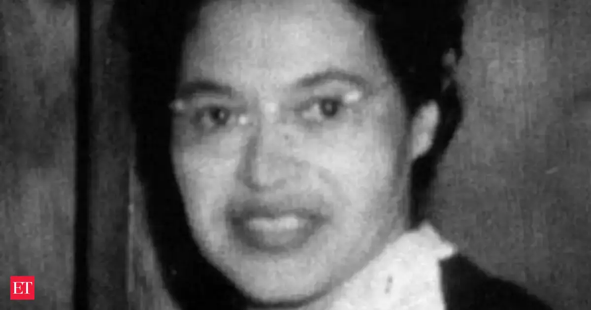 Quote of the day by Rosa Parks: ‘I have learned over the years that when one's mind is made up, this diminishes fear; knowing what…’