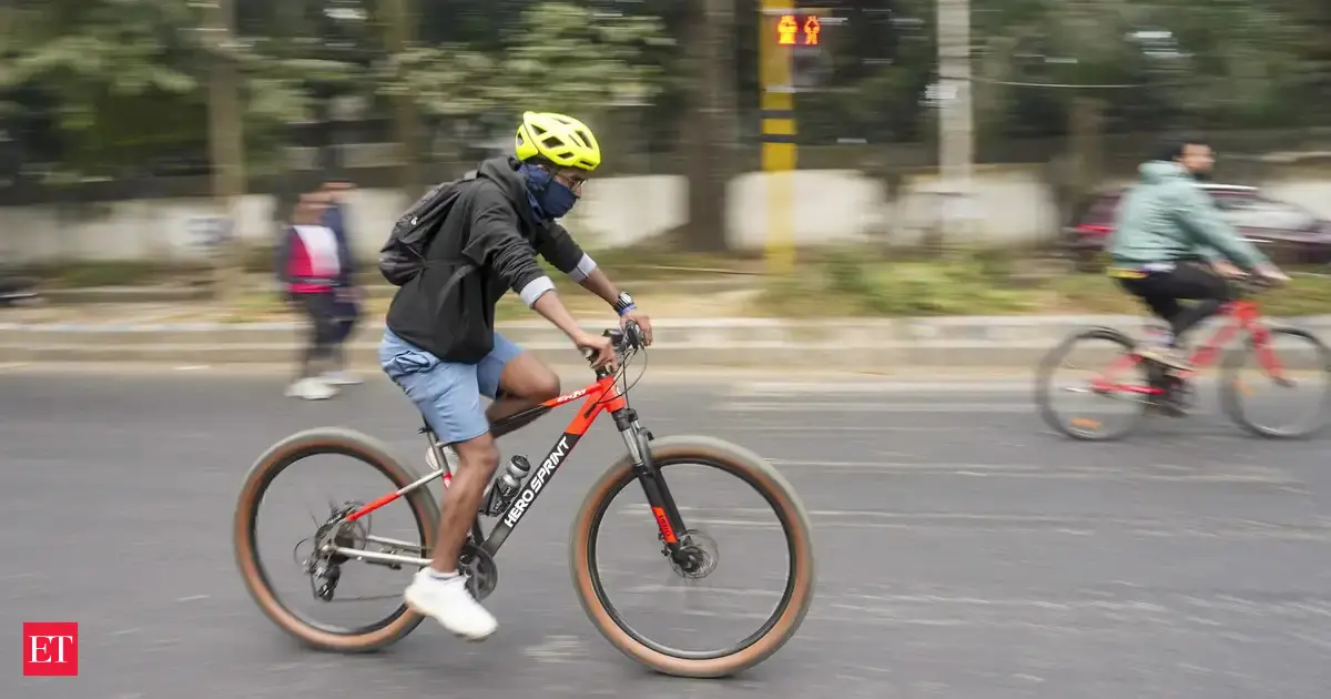 College student earns Rs 35 lakh side income by teaching people how to ride a bicycle