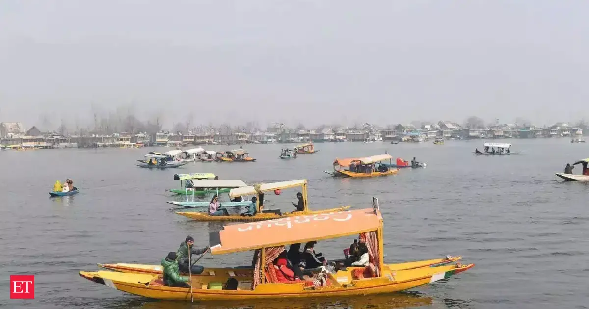 Dal Lake’s Shikara on Yamuna? Delhi is planning a Rs 4-crore traditional Kashmiri houseboat at this location