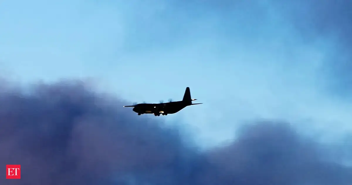 Pakistan extends its airspace ban for Indian aircraft by another month