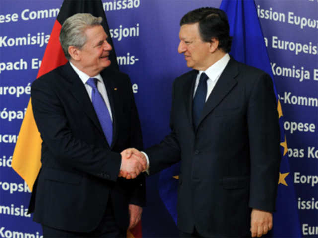 European Commission President Jose Manuel Barroso with German President Joachim Gauck