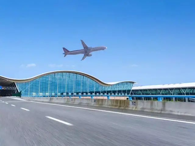 Atlanta Hartsfield-Jackson International Airport (ATL) - Top 10 busiest ...