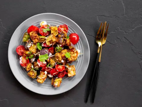 Cold Paneer Breakfast Salad