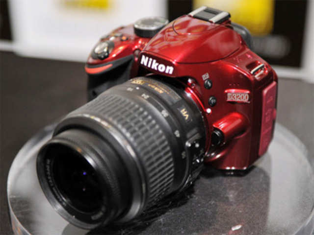 Nikon unveils new digital SLR camera 'D3200'