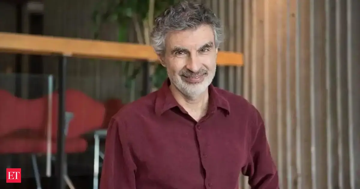 ET@Davos 2026: From code to control! AI power concentration poses global risk, says 'godfather of AI'