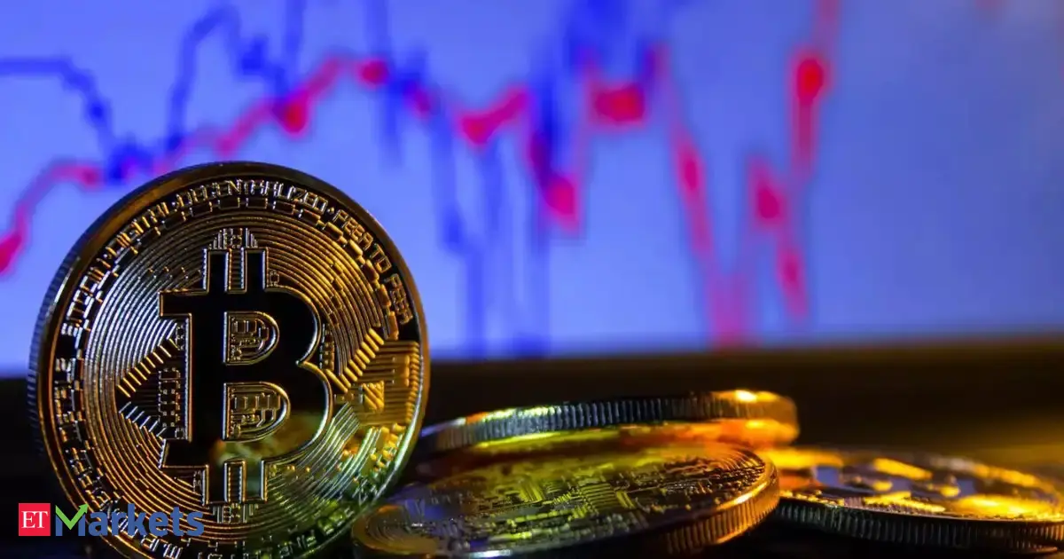 Bitcoin consolidates around $90K as cautious investors wait for Fed meeting