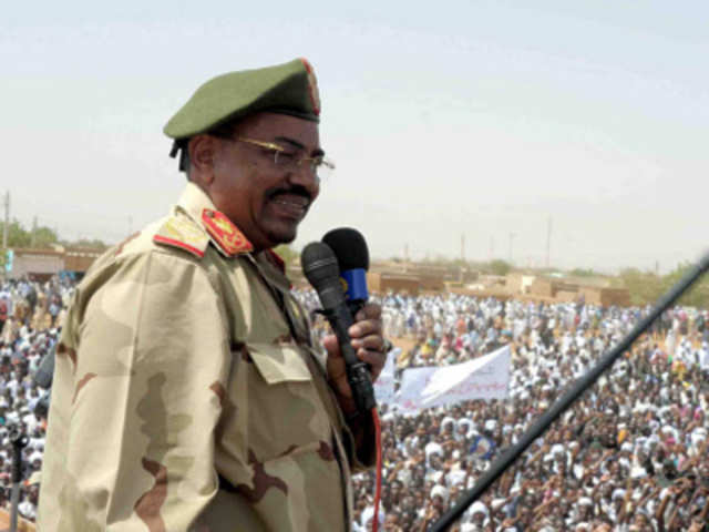 Sudanese President Omar al-Bashir speaks to the crowd