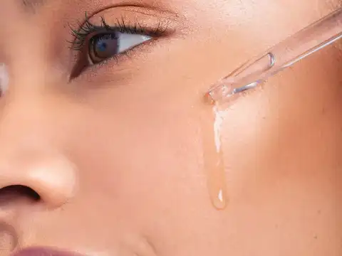  Retinoids + Vitamin C Serums