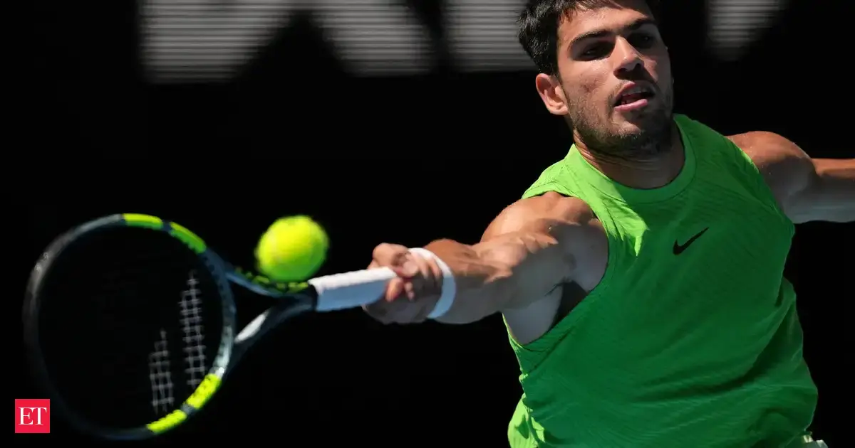 Australian Open crowd goes wild as Carlos Alcaraz gets showered with marriage proposals