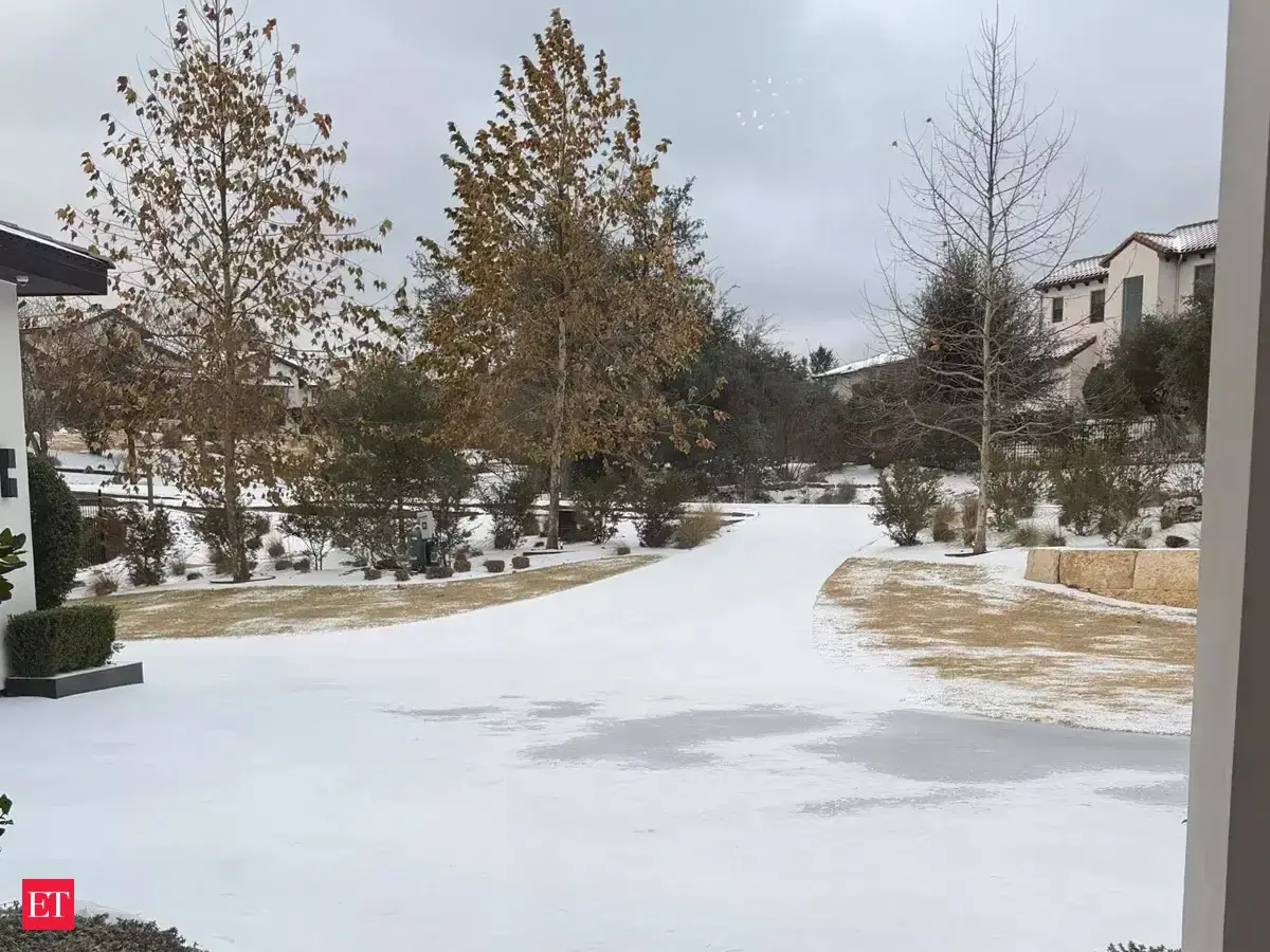 Central Texas schools announce delays and closures for Tuesday amid ...