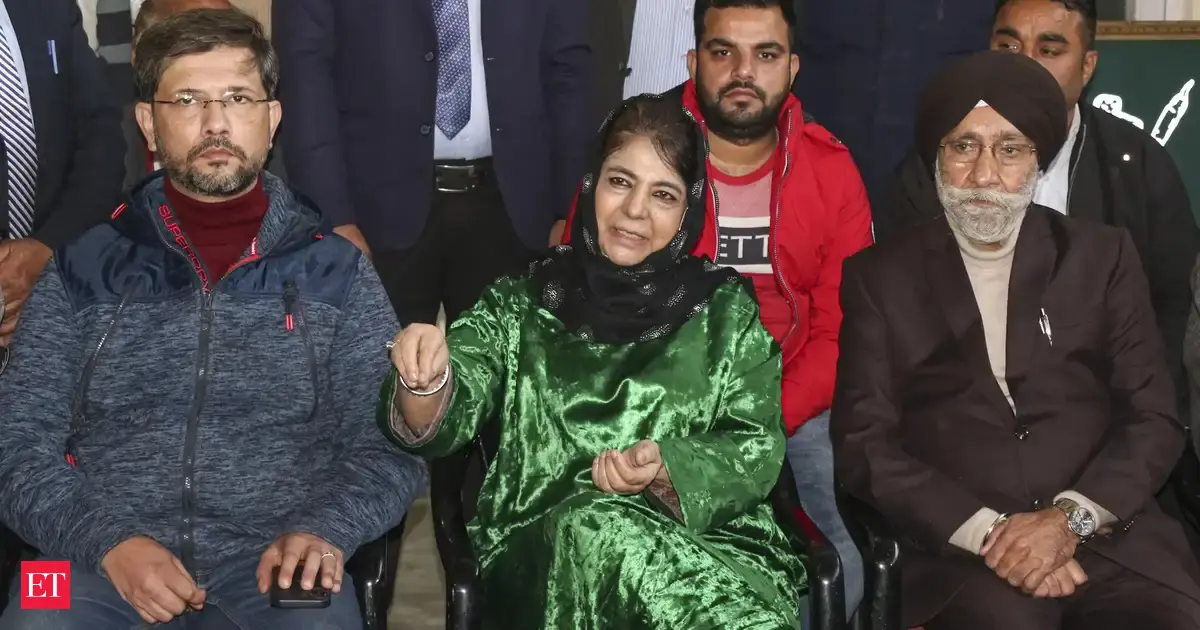 BJP leaders welcomed Middle East Sheikhs but watched Sufi shrine vandalism with glee: Mehbooba Mufti