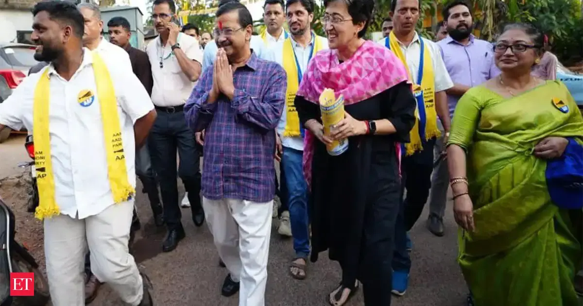 Defamation case: SC adjourns hearing on Atishi, Arvind Kejriwal plea to April 21
