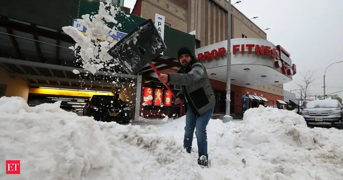 Gulf coast of the United States oil refineries disrupted by massive winter storm, check weather forecast, impact on stocks, prices