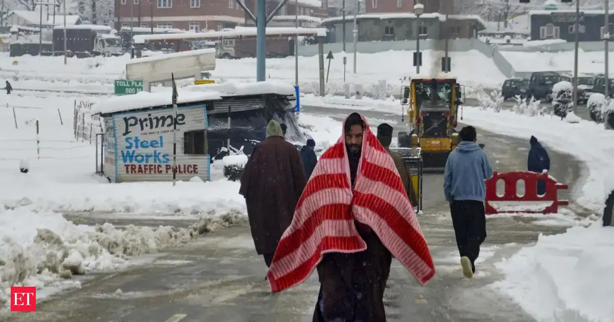 Western disturbance worsens winter in North India