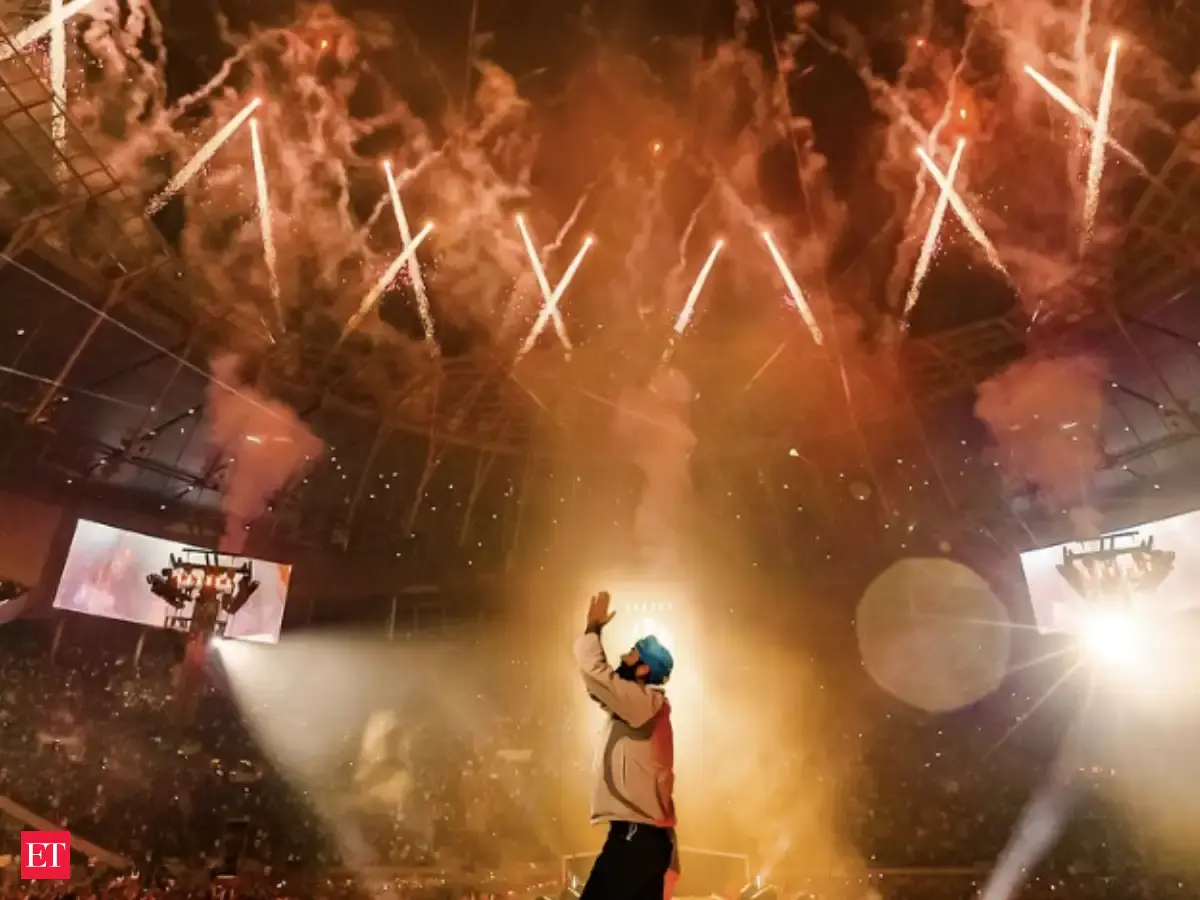 In a Loud Industry, Arijit Singh Chose Simplicity