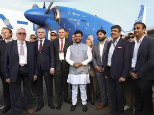 Civil Aviation Minister holds meetings with UAE, Saudi Arabia, Russia ...