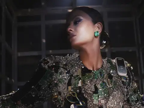 Why Natasha&rsquo;s Fashion Stuns Every Time