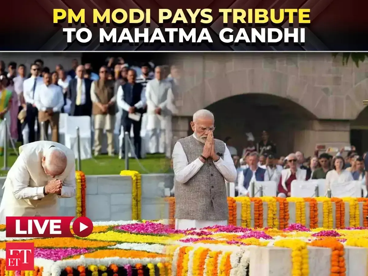 PM Modi pays tribute to Mahatma Gandhi on his Punyatithi at Rajghat, New Delhi