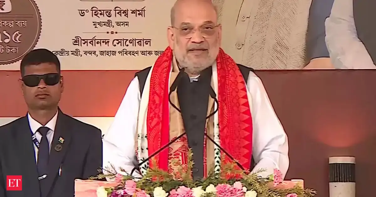 Rahul Gandhi disrespected Northeast by not wearing 'gamosa' at President's Republic Day event: Amit Shah