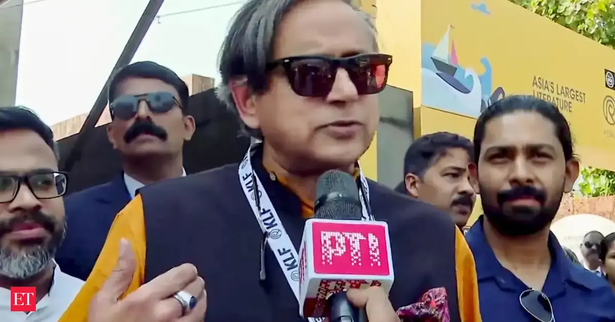 Shashi Tharoor praises Rahul Gandhi, set to be star campaigner in polls