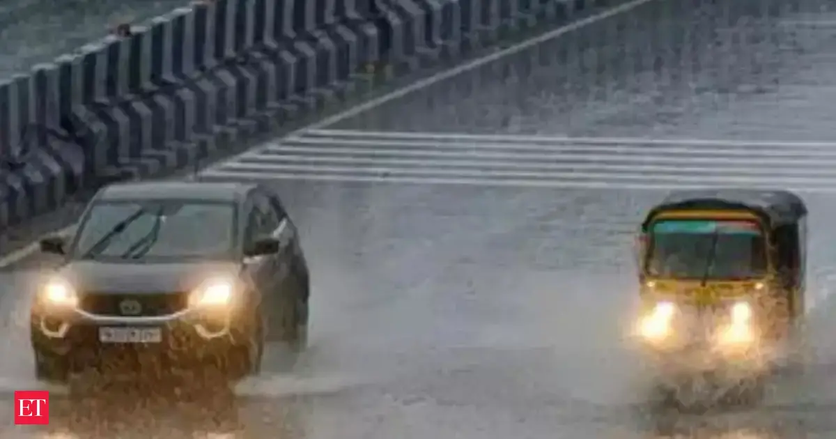 Weather Today Delhi, Ghaziabad, Gurgaon, Noida: IMD issues rain and yellow alert for NCR region, check latest forecast